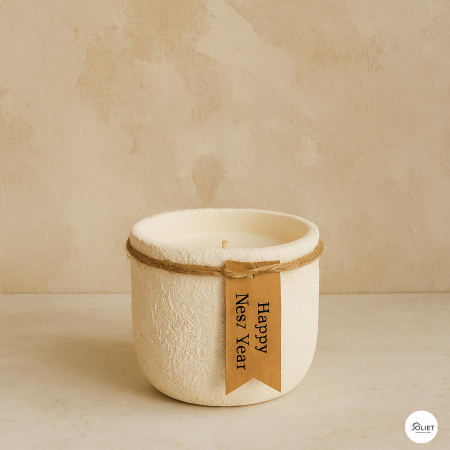 شمعة حجر لون ابيض