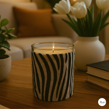 شمعة زيبرا مخمل
