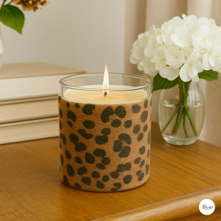 شمعة جلد النمر مخمل